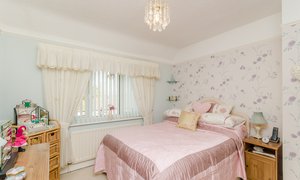 Bedroom Shot for Right Move Estate Agents.jpg